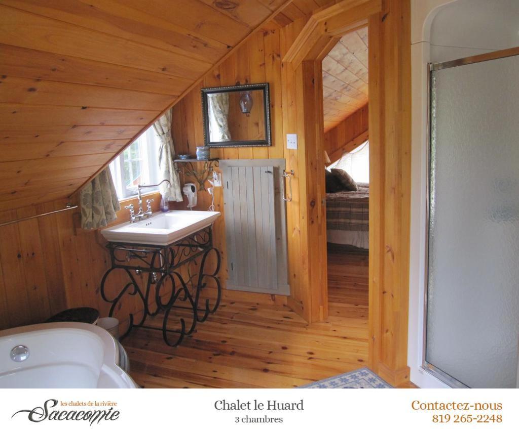 Chalets De La Riviere Sacacomie Villa Сен-Алексис-де-Мон Екстериор снимка
