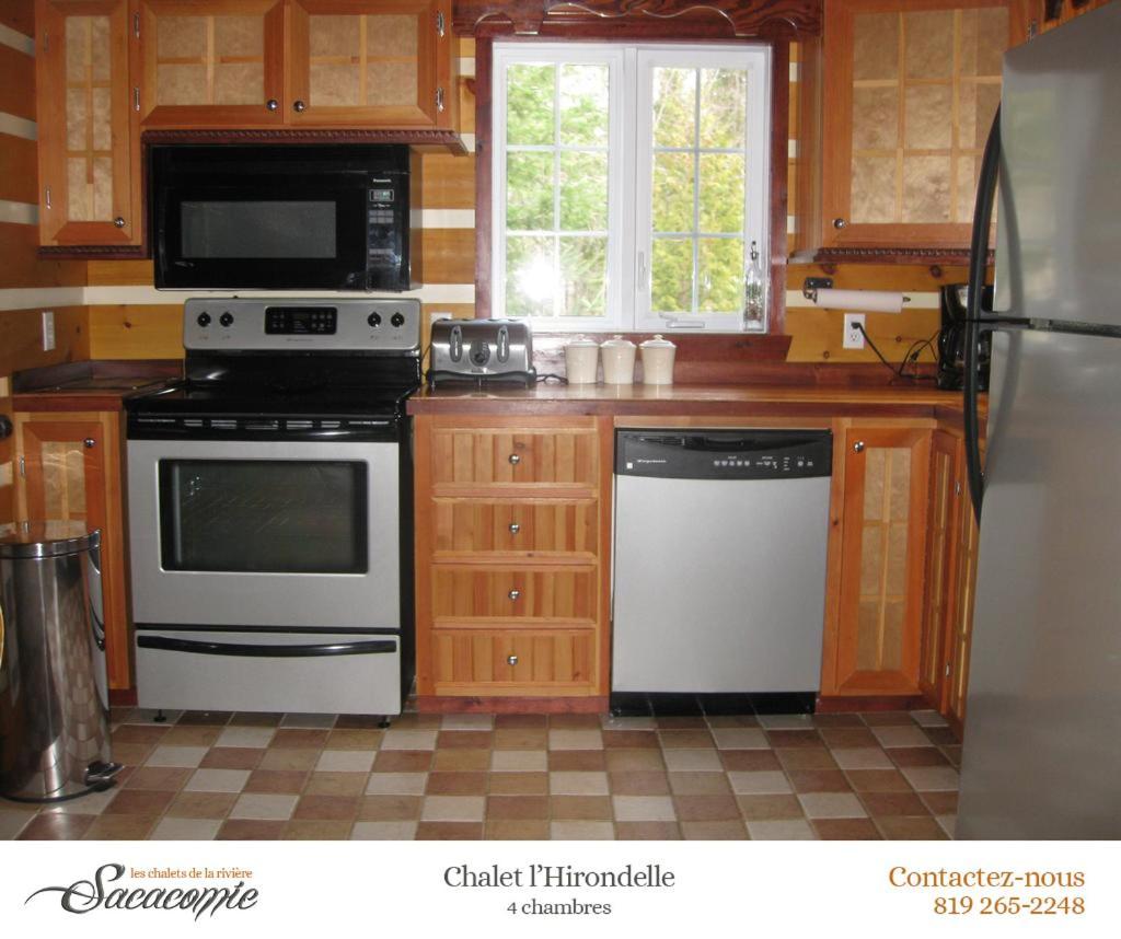 Chalets De La Riviere Sacacomie Villa Сен-Алексис-де-Мон Екстериор снимка